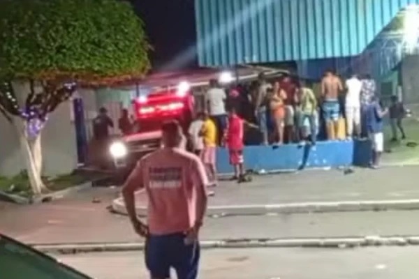 Homem atira em bar durante réveillon na Bahia; duas pessoas morrem e suspeito é morto por PM à paisana