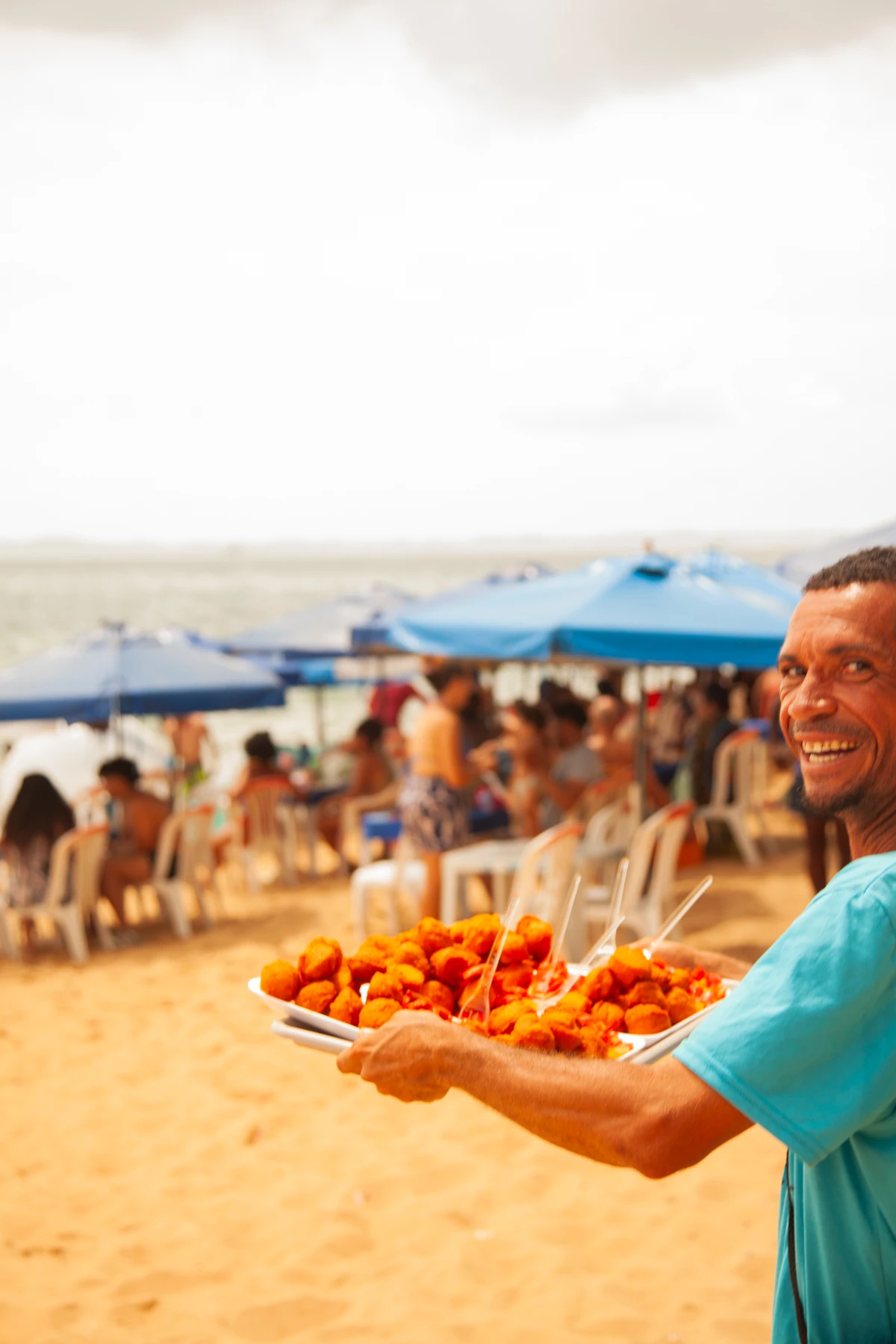 Praia sem perrengue por Sora Maia