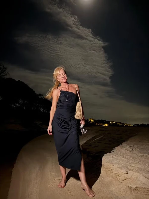 Angélica curtiu o réveillon em Trancoso por Reprodução