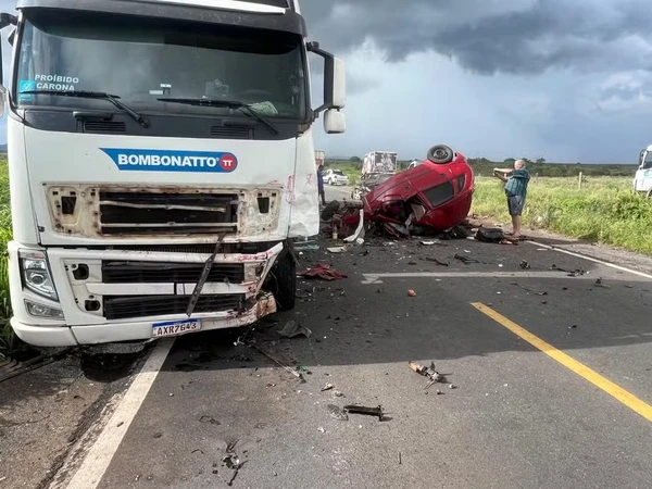 Acidente na BR-135 por Reprodução