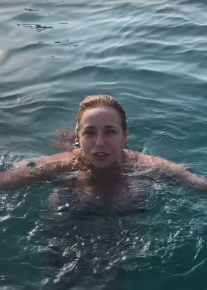 Daniela Mercury no Porto da Barra por Reprodução