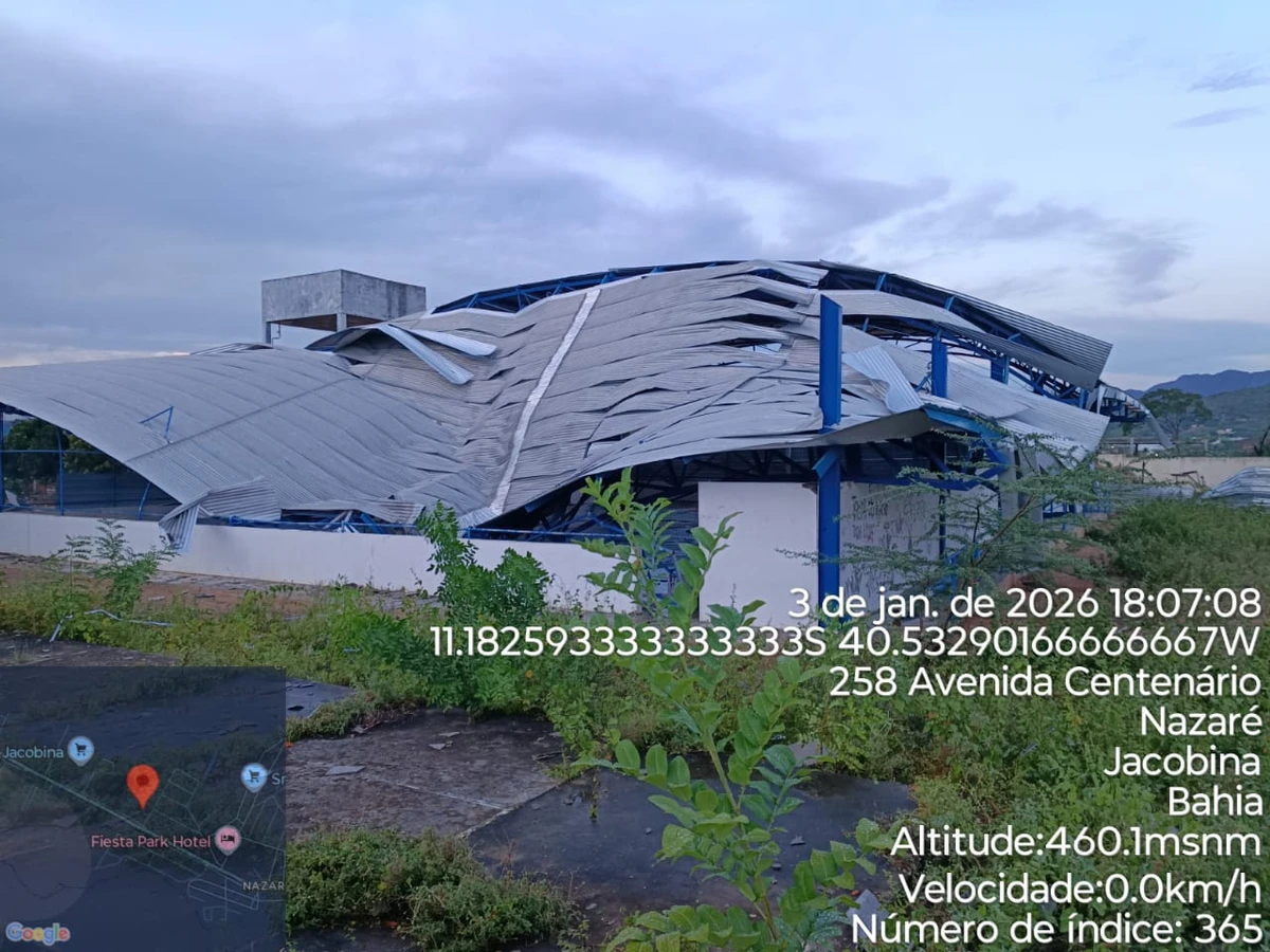 Prédio público foi destelhado por Reprodução/ Defesa Civil de Jacobina