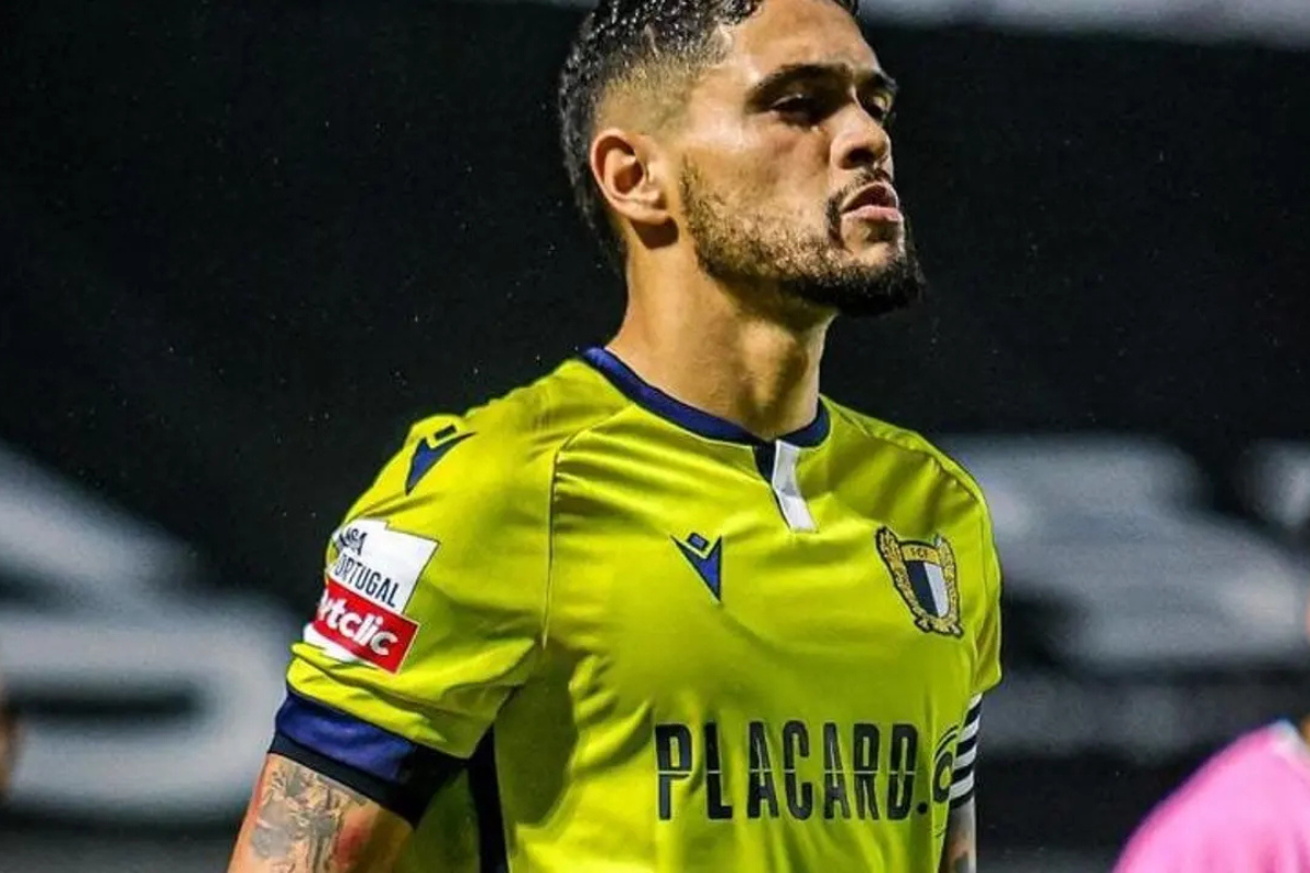 Riccieli pelo Famalicão por Divulgação