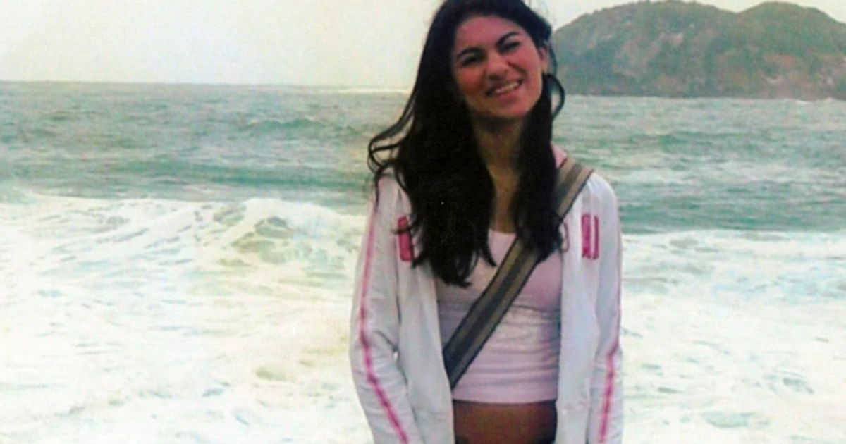 Imagem - Veja fotos do passaporte de Eliza Samudio encontrado em apartamento em Portugal