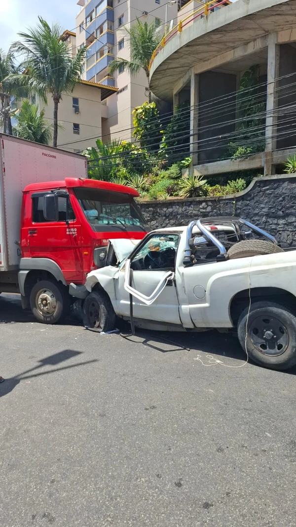 Acidente na Orla por Nauan Sacramento/CORREIO