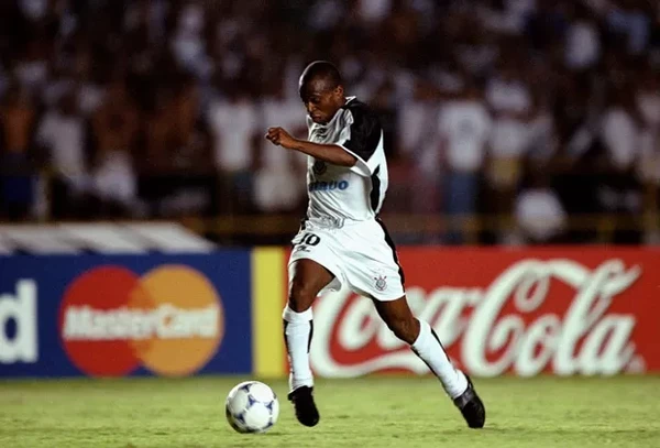 Edílson Capetinha por Reprodução