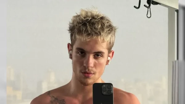 Juliano Floss por Reprodução