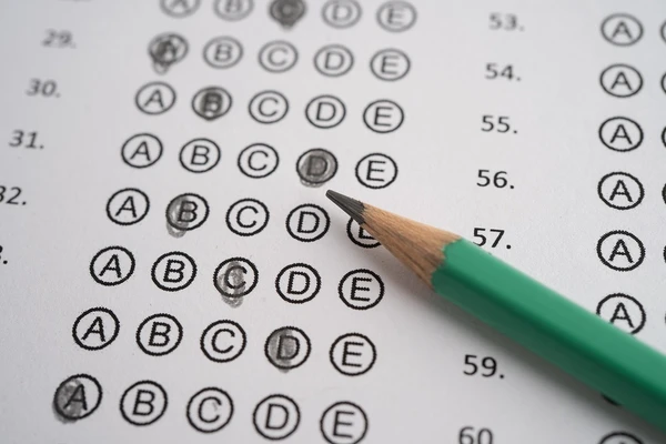 O  Brasil deve viver um dos maiores ciclos de seleções públicas da última década