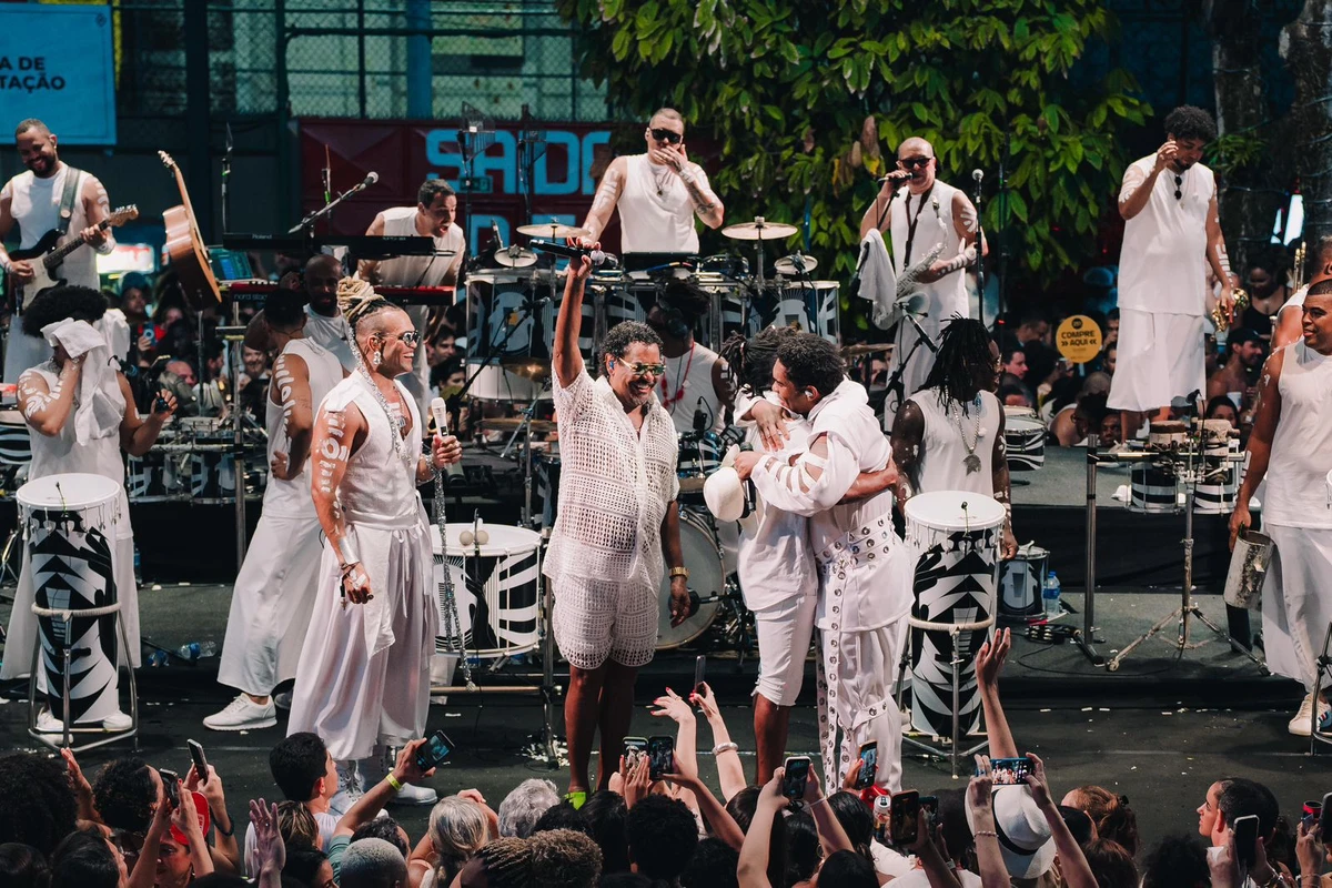 Timbalada abre o verão 2026 em noite de celebração no Candyall Guetto Square  por Divulgação/@mascarenhasvictor_ @leawry