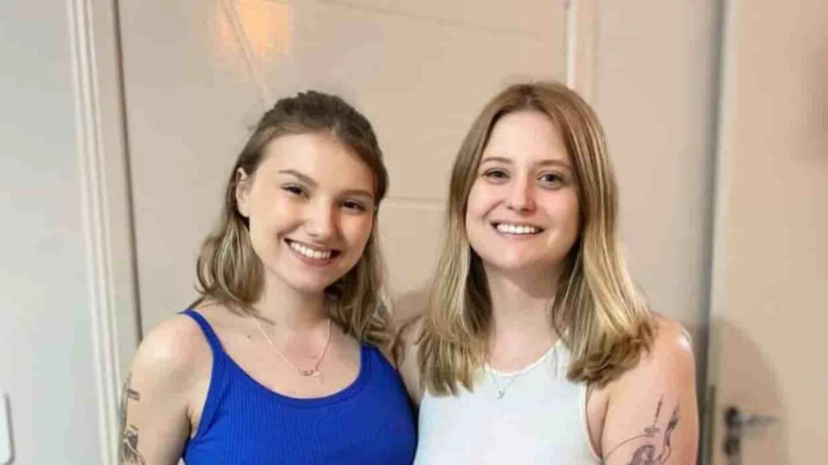 Isabel Veloso e a irmã  por Reprodução/Redes Sociais 