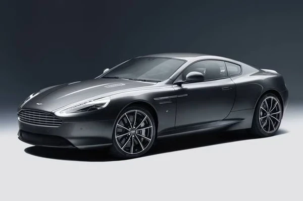 Aston Martin DB9 por Divulgação