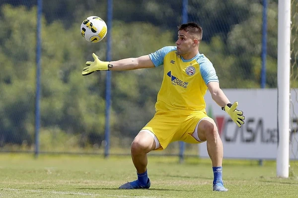 Dênis Júnior com a camisa do Bahia por Felipe Oliveira/EC Bahia