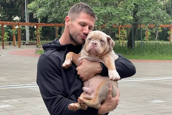 Jonas Sulzbach por Reprodução