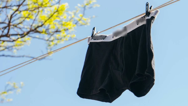 Os benefícios aparecem quando a nudez é voluntária, segura e sem julgamento, não como obrigação