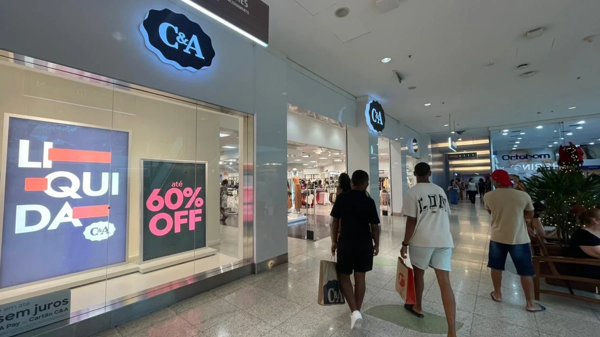 Shopping oferece descontos de até 50% para queimar estoque; confira lojas participantes