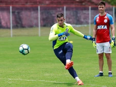 Imagem - Ex-Bahia preso por agressão à esposa acerta com clube da Colômbia