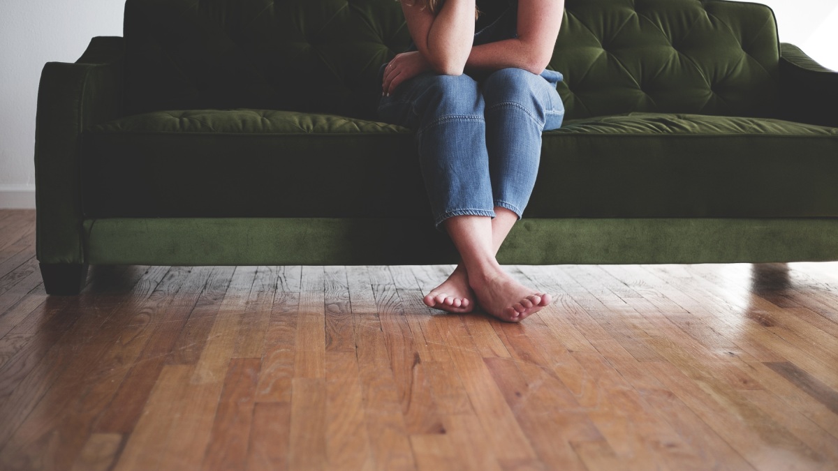 Descubra por que o azeite e o vinagre são os melhores aliados da sua faxina