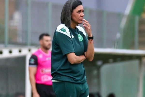 Nívia de Lima no comando da Chapecoense por Naiana Marssona | ACF