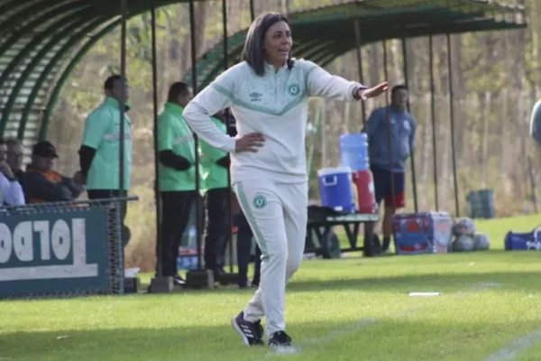 Nívia de Lima no comando da Chapecoense por Carla Cenci/ACF