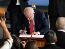 Imagem - Lula veta integralmente PL que reduz penas de Bolsonaro e condenados por atos golpistas