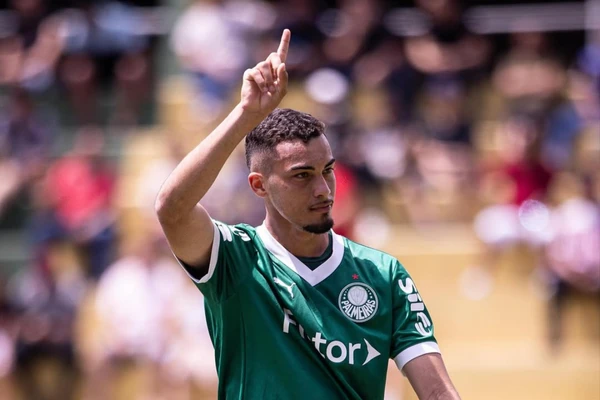 Diogo Silva pelo sub-20 do Palmeiras