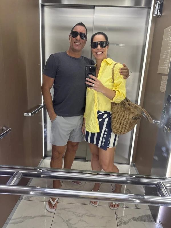 Edmundo com a namorada, Carol Chequer por Reprodução/Instagram