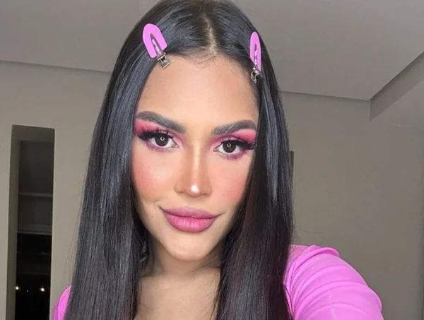 Flay, cantora e ex-BBB 20 por Reprodução/Redes Sociais 