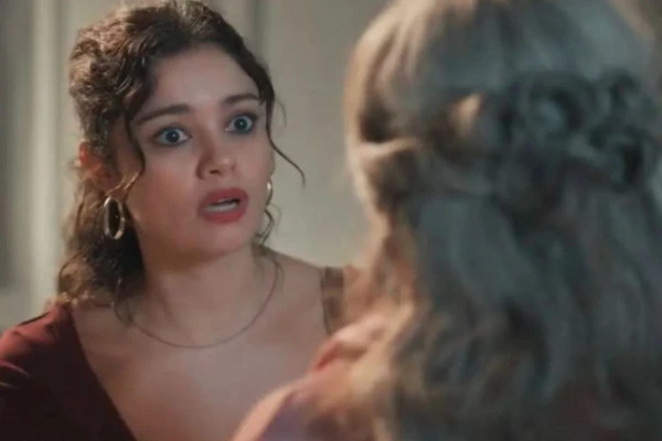 Josefa conta planos de Arminda e Ferette para Gerluce em ‘Três Graças’ 