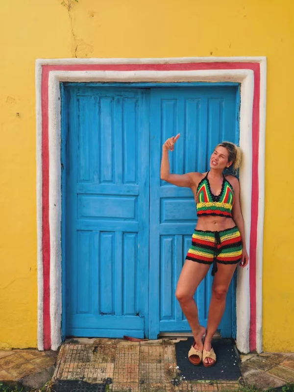 Lívia Andrade em Trancoso por Reprodução/Instagram