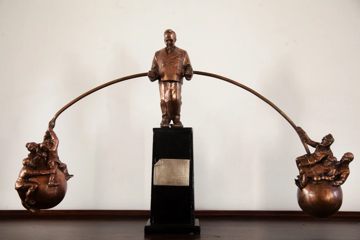 Palácio da Associação Comercial da Bahia guarda registros da história do Brasil por Sora Maia/CORREIO