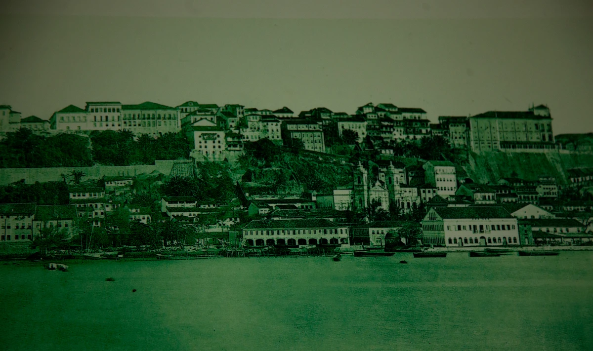 Imagem do bairro do Comércio no final do século XIX por Sora Maia/CORREIO