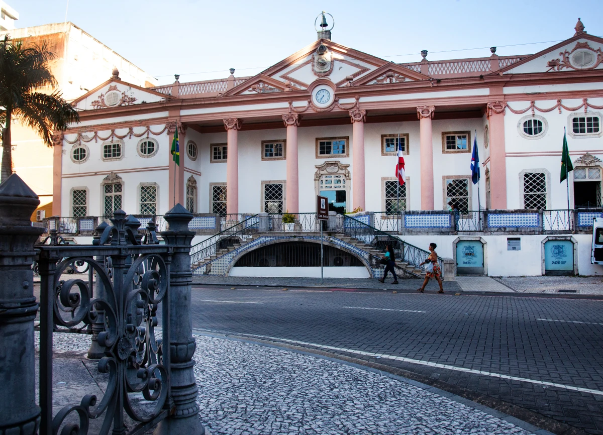 Palácio da Associação Comercial da Bahia guarda registros da história do Brasil por Sora Maia/CORREIO