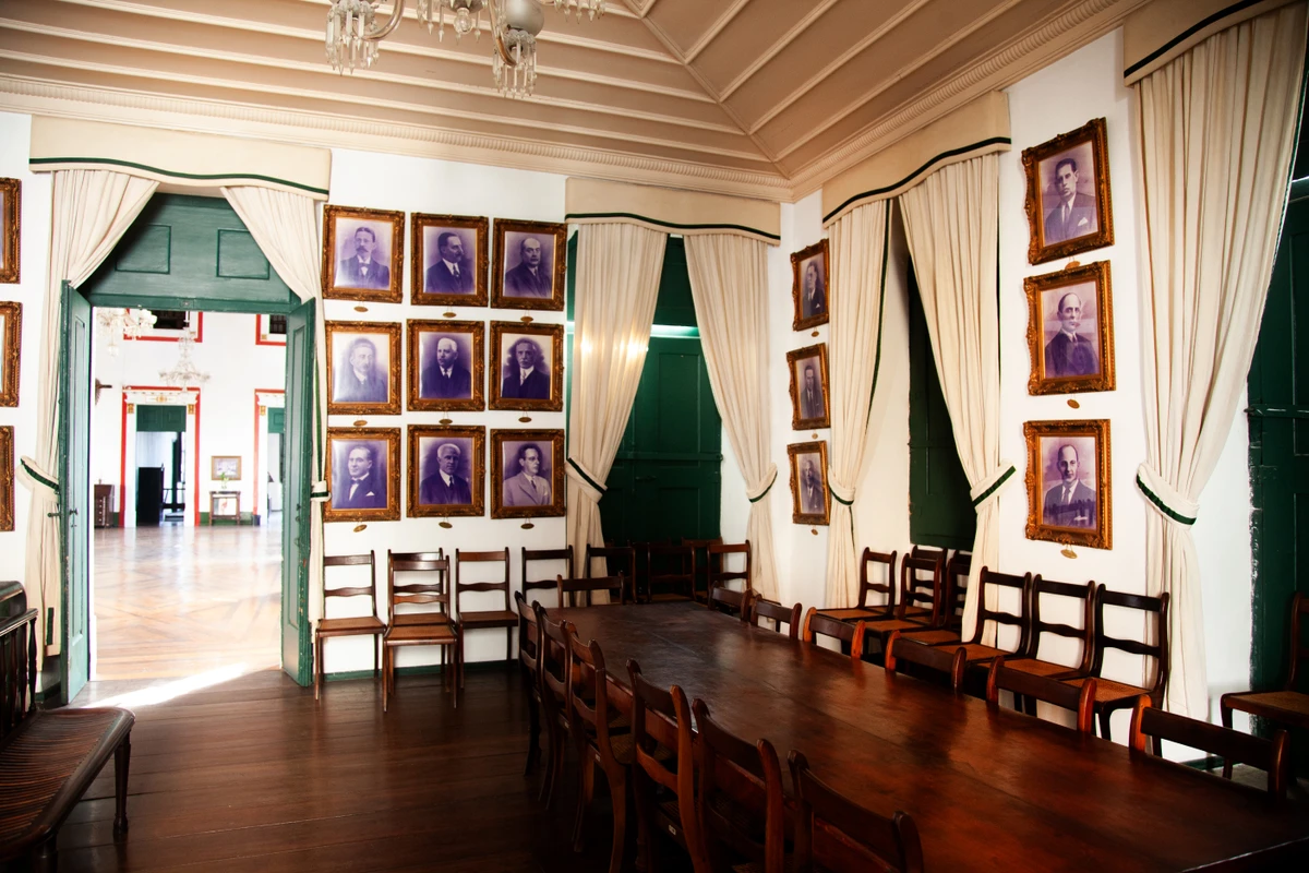 Galeria dos ex-presidentes guarda retratos de todos os que comandaram a entidade por Sora Maia/CORREIO