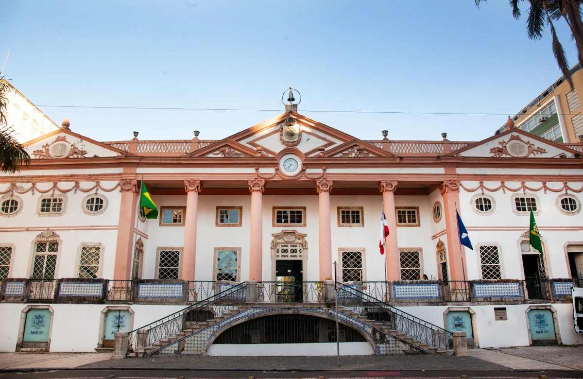 Palácio da Associação Comercial da Bahia guarda registros da história do Brasil por Sora Maia/CORREIO