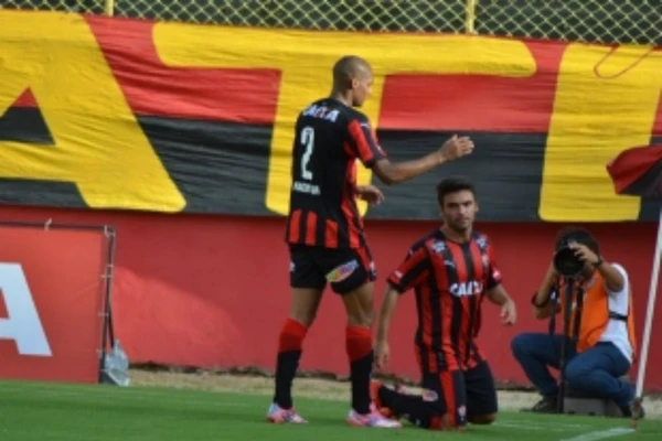 31/1/2016 - Vitória 3x0 Jacuipense (Arthur Maian, Marinho e Alípio) - Campeonato Baiano por Divulgação/ECV