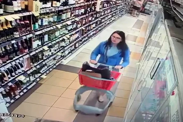 A advogada Bruna Xavier Kfuri foi flagrada em vídeo