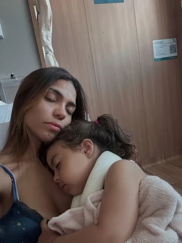 Filha de Tays Reis e Biel passou por cirurgia de emergência após queda por Reprodução/Instagram