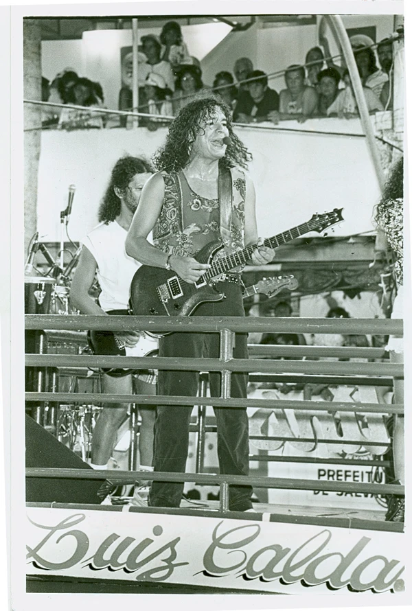 Luiz Caldas no Carnaval de 1986 por Luiz Hermano