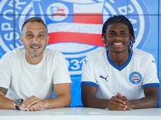 Imagem - Bahia assina primeiro contrato profissional de joia da base