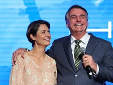 Imagem - Michelle Bolsonaro pode receber auxílio para mulher de preso? Entenda