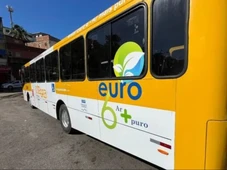 Imagem - Homem morre atropelado por ônibus em Salvador