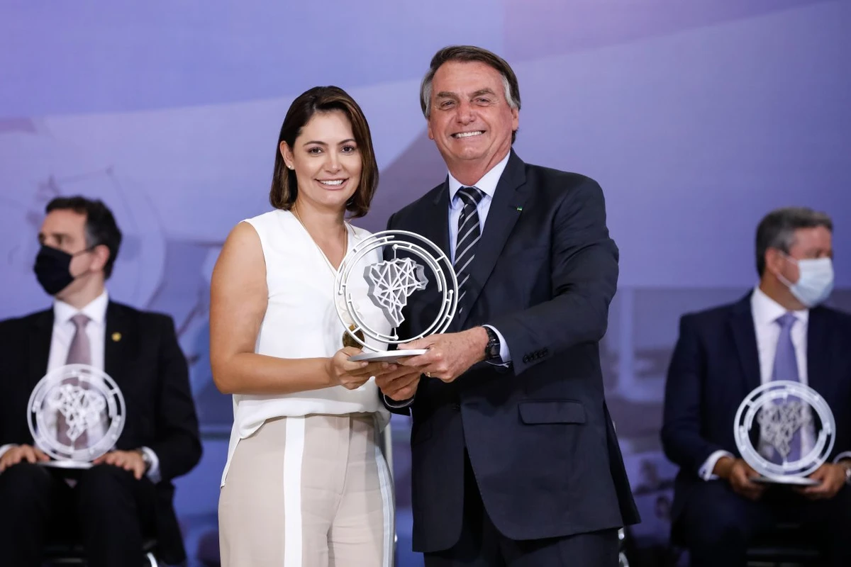 Michelle e Jair Bolsonaro por Alan Santos/PR