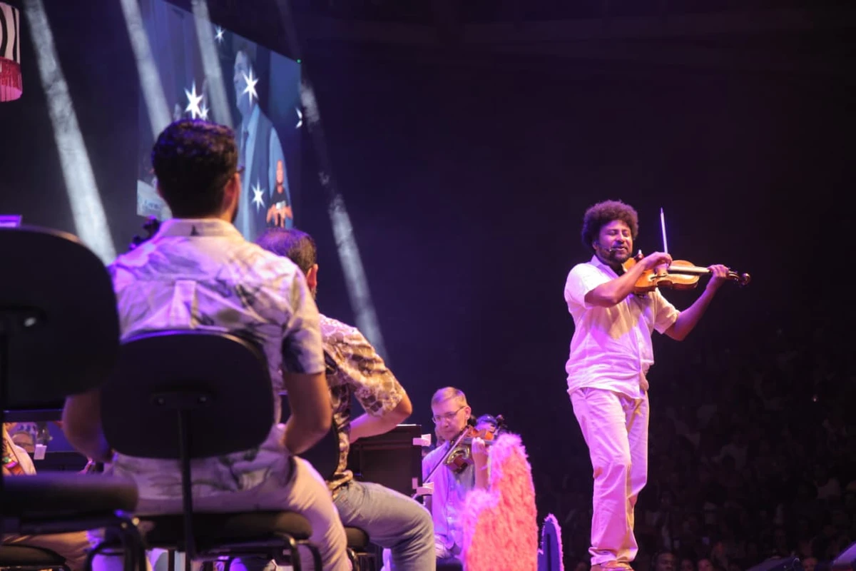 Violinista Mário Soares, descrito por Carlos Prazeres como o "popstar do Osbrega" por Sora Maia/CORREIO