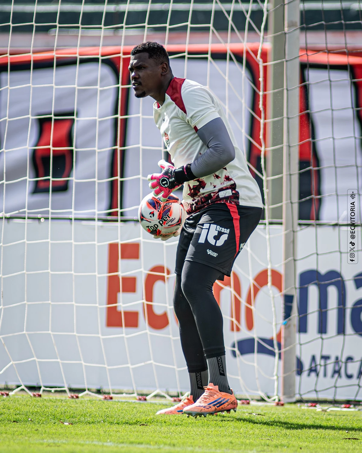 Vitória enfrentou Atlético de Alagoinhas em casa por Victor Ferreira/EC Vitória