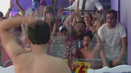  Marcel decidiu desistir de continuar na casa de vidro, avisou à direção e chegou a fazer a mala para ir embora por Reprodução