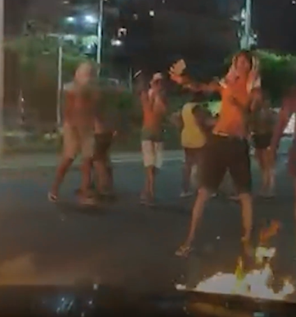 Protesto de moradores contra ação da PM na Federação, onde idoso foi morto por Reprodução