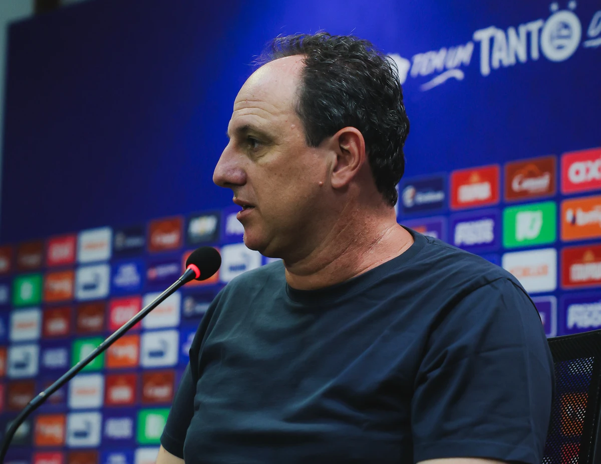 Rogério Ceni elogiou a garotada da base