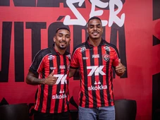 Imagem - 'Clube gigantesco': primeiros reforços do Vitória são apresentados pelo clube
