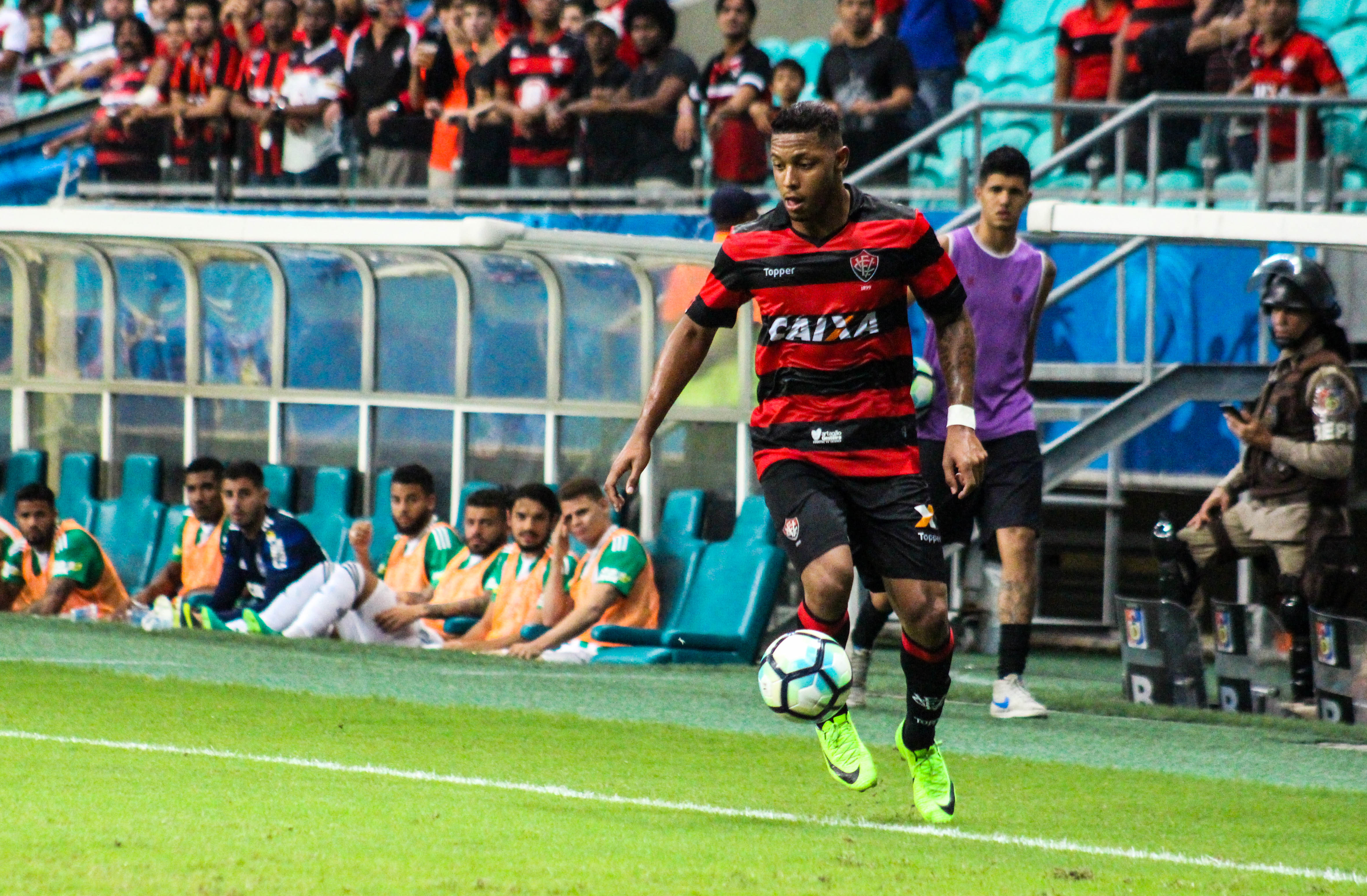 David em ação pelo Vitória por Mauricia da Matta/EC Vitória