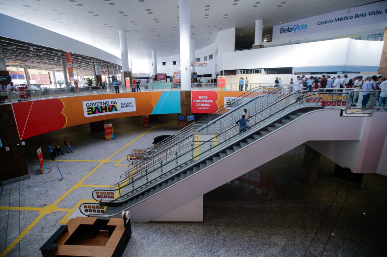 Entrega de chaves da Nova Rodoviária aconteceu nesta segunda (12) por Arisson Marinho/CORREIO